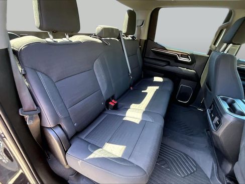Used 2023 Chevrolet Silverado 1500 LT Trail Boss AWD/4WD image 20