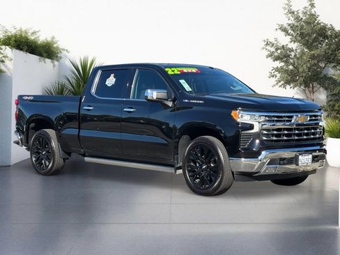 Used 2022 Chevrolet Silverado 1500 LTZ image 1