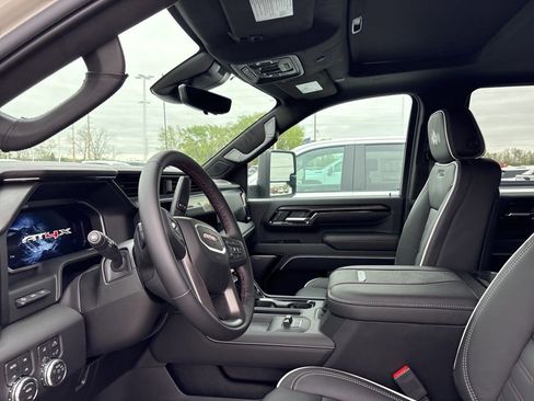 New 2026 GMC Sierra 2500 AT4X w/ AT4X AEV Edition AWD/4WD image 26