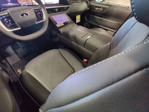 New 2026 INFINITI QX80 Luxe w/ Cargo Package AWD/4WD image 19