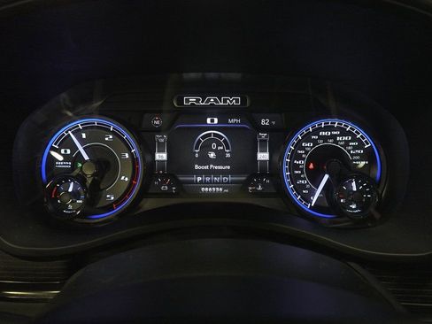 Used 2021 RAM 2500 Limited image 15