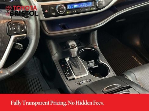 Used 2015 Toyota Highlander Limited Platinum AWD/4WD image 14