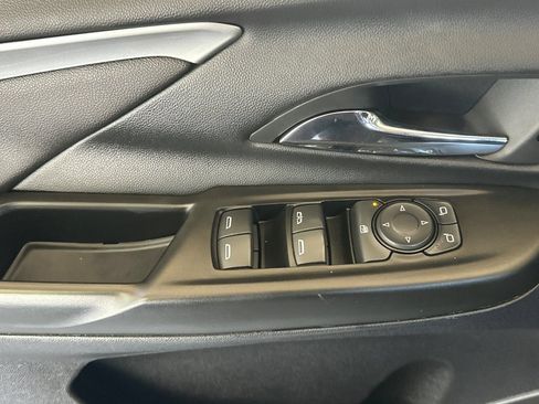 Used 2023 Chevrolet Bolt LT w/ Infotainment Package FWD image 12