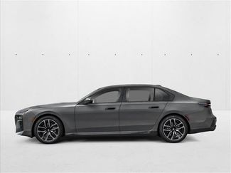 New 2026 BMW 760i xDrive AWD/4WD video 3