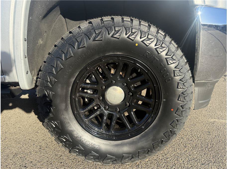 Used 2015 GMC Sierra 2500 SLT AWD/4WD image 28