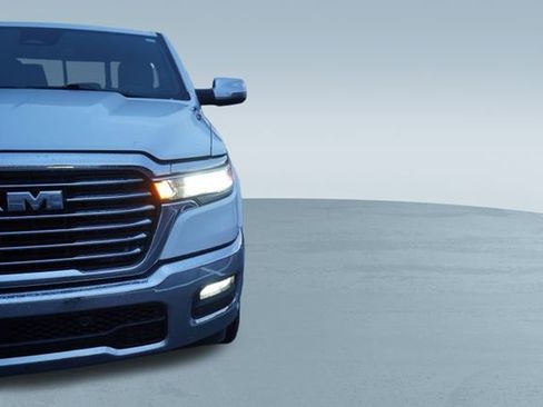 Used 2025 RAM 1500 Laramie image 38