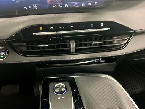 New 2026 Buick Enclave Preferred w/ Power Package image 6