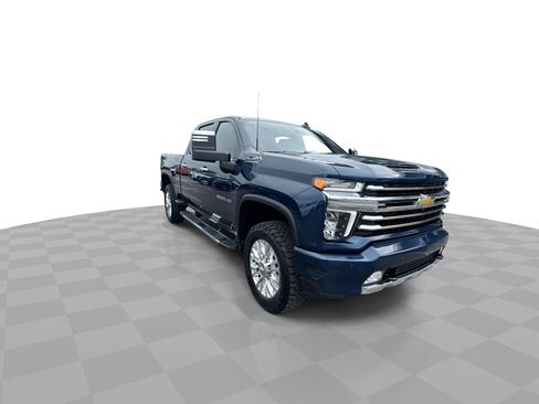 Used 2021 Chevrolet Silverado 2500 High Country w/ Z71 Off-Road Package image 2