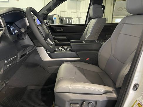 New 2026 Toyota Tundra SR5 image 9