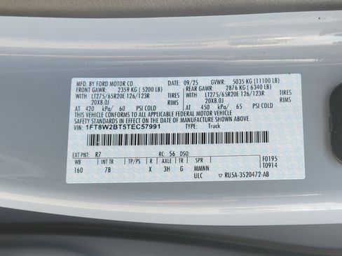 New 2026 Ford F250 Platinum image 15
