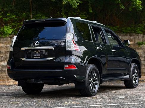 Used 2023 Lexus GX 460 Premium w/ Premium Package AWD/4WD image 5