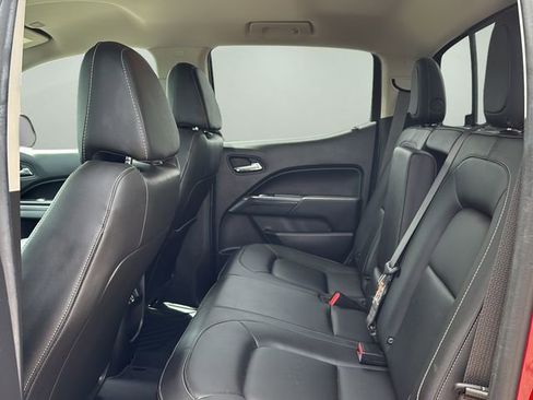 Used 2021 Chevrolet Colorado LT w/ Safety Package AWD/4WD image 14