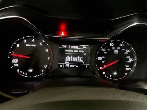 Used 2023 Chevrolet TrailBlazer LT AWD/4WD image 22