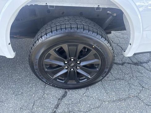 Used 2020 Ford F150 Lariat image 15