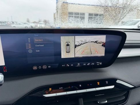 Used 2025 Buick Enclave Preferred image 29