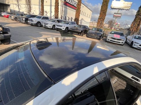 Used 2010 BMW M3 Coupe image 15