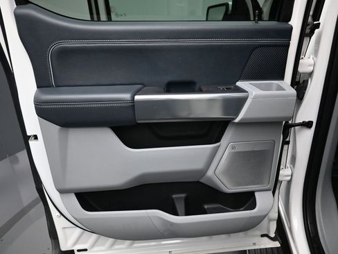 Used 2021 Ford F150 Limited image 38