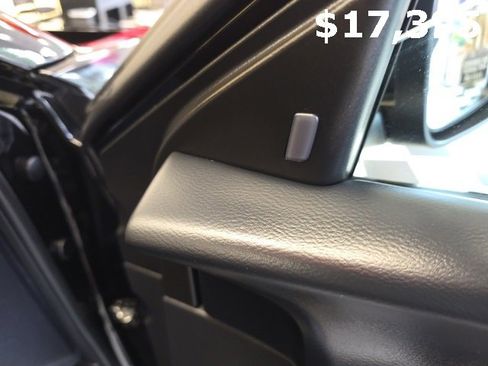 Used 2024 Nissan Sentra S image 37