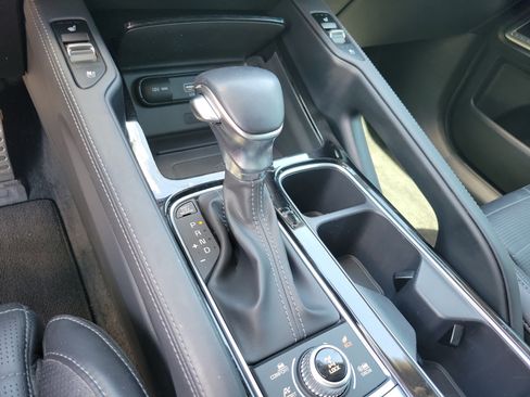 Used 2022 Kia Telluride SX w/ SX Prestige Package AWD/4WD image 19