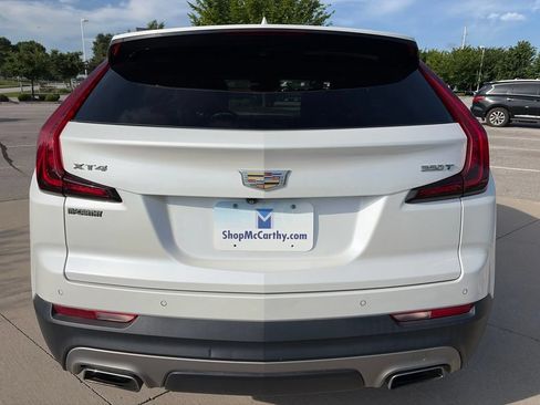Used 2020 Cadillac XT4 Premium Luxury FWD image 16
