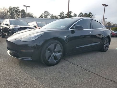 Used 2019 Tesla Model 3 Mid Range image 3