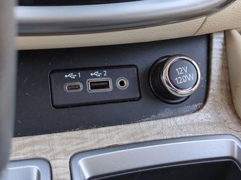 Used 2024 Nissan Murano SL FWD image 23