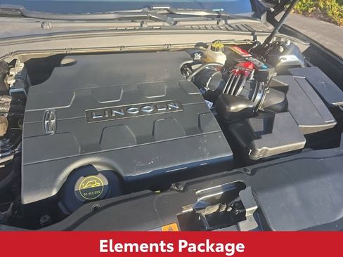 Used 2020 Lincoln Continental w/ Premium Package image 13