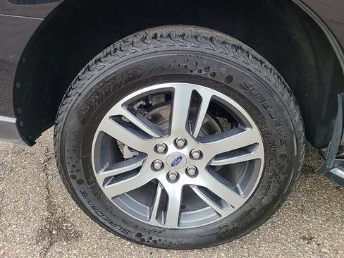 Used 2023 Ford Expedition Limited RWD image 36