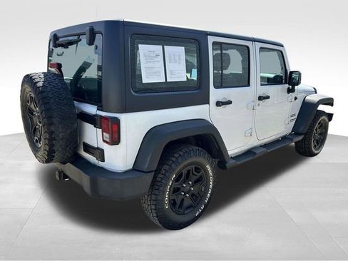 Used 2017 Jeep Wrangler Unlimited Sport AWD/4WD image 4
