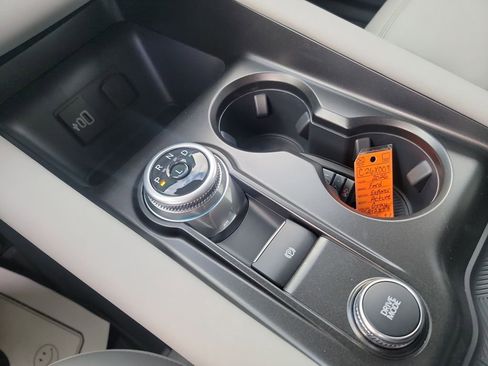 New 2026 Ford Explorer Active w/ Active Comfort Package image 24