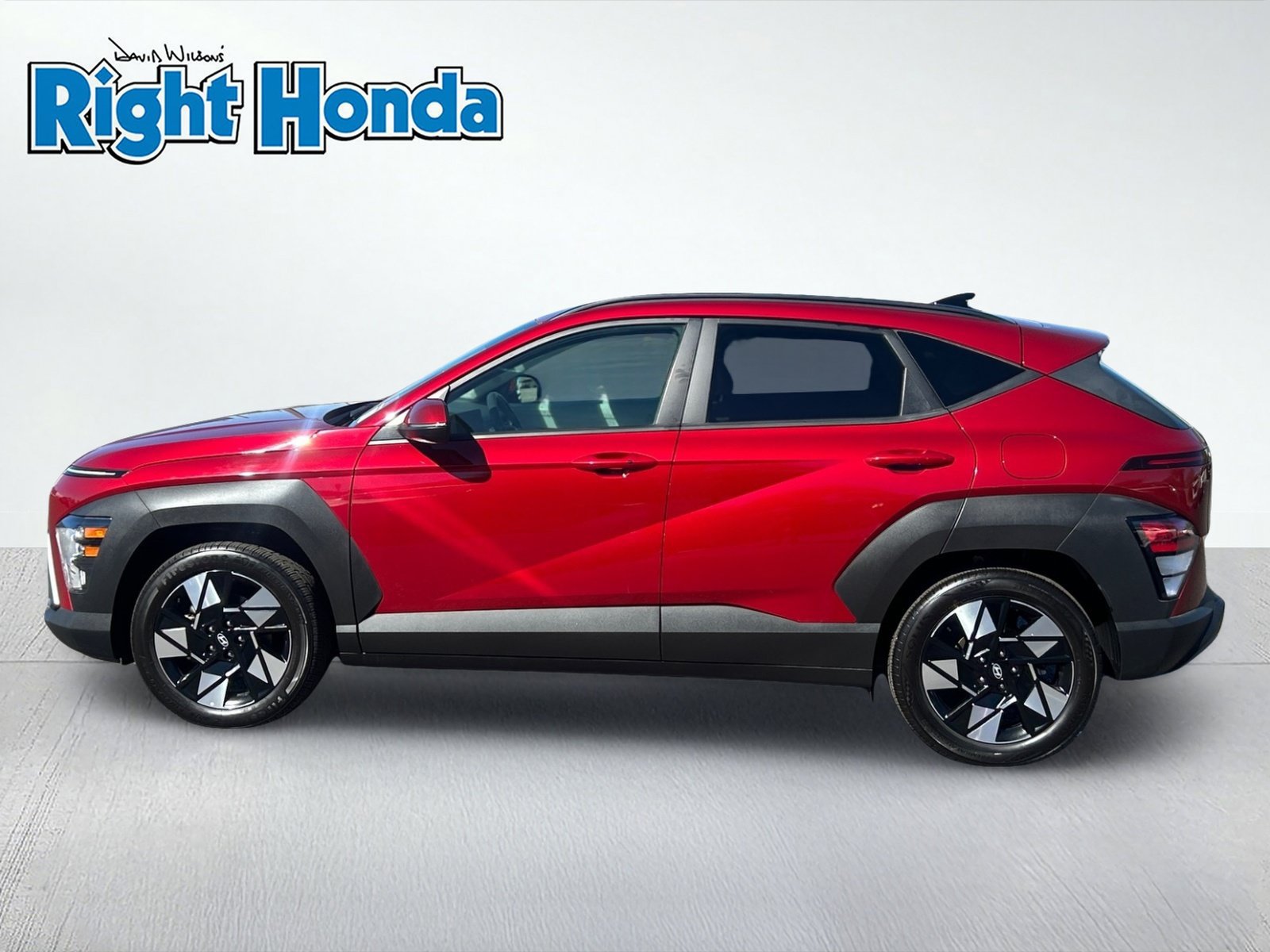 Used 2025 Hyundai Kona SEL FWD image 3