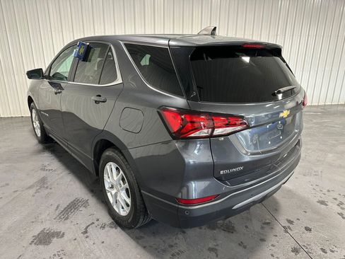 Used 2023 Chevrolet Equinox LT w/ Driver Convenience Package image 3