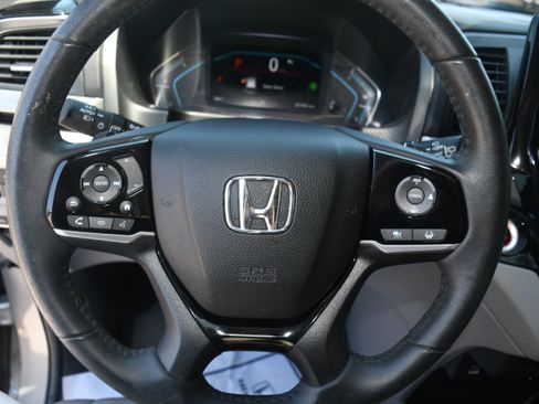 Used 2024 Honda Odyssey Touring image 14