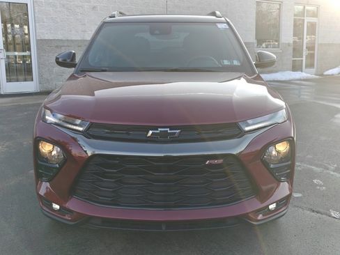 Certified 2023 Chevrolet TrailBlazer RS w/ Convenience Package image 2