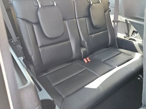 Used 2024 Ford Explorer XLT w/ Equipment Group 202A image 30