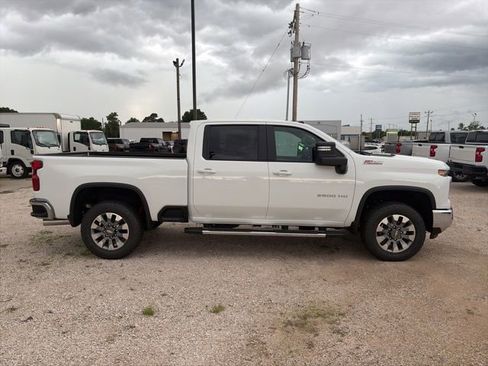 New 2026 Chevrolet Silverado 2500 LT w/ All Star Edition AWD/4WD image 7