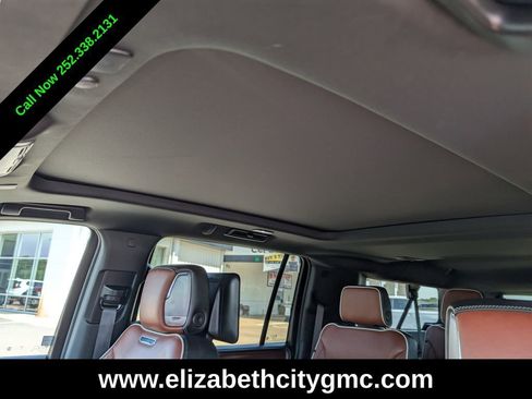Used 2024 GMC Yukon XL Denali Ultimate image 9