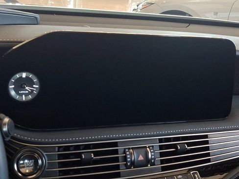 Used 2024 Lexus LS 500 AWD w/ Interior Upgrade Package image 15