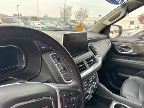 Used 2023 GMC Yukon SLT image 7