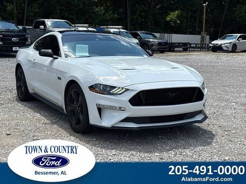 Used 2022 Ford Mustang GT Premium w/ Black Accent Package RWD image 1