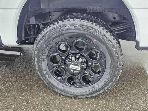 New 2026 Ford F250 Lariat w/ Black Appearance Package AWD/4WD image 7