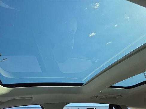 Used 2022 Mercedes-Benz GLC 300 image 28