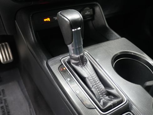 Used 2023 Honda Civic Sport image 19
