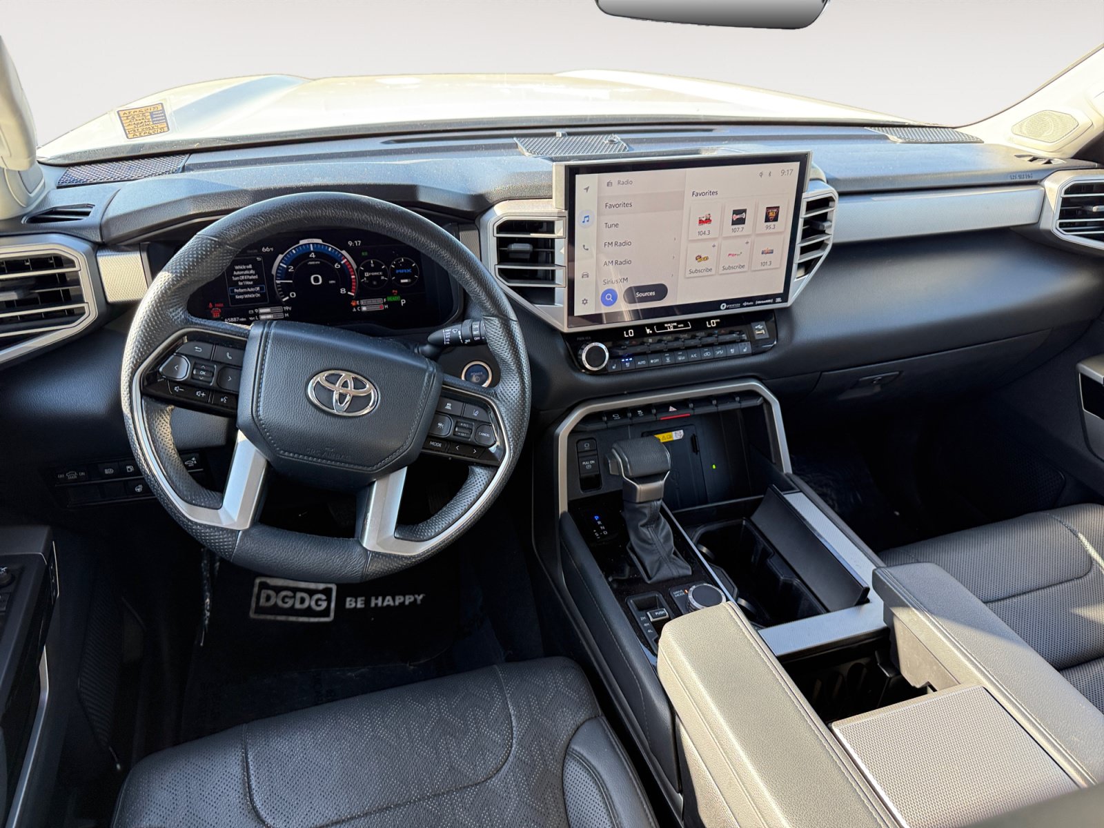 Used 2023 Toyota Sequoia Limited AWD/4WD image 15