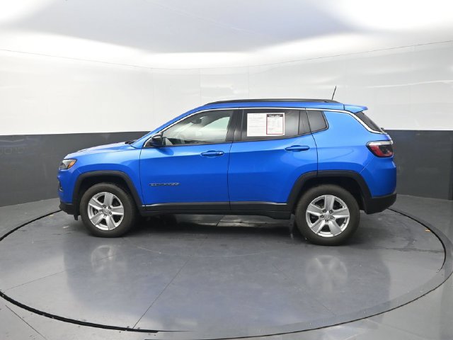 Used 2022 Jeep Compass Latitude AWD/4WD image 6