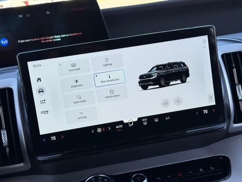 Certified 2025 Ford Expedition Active AWD/4WD image 30