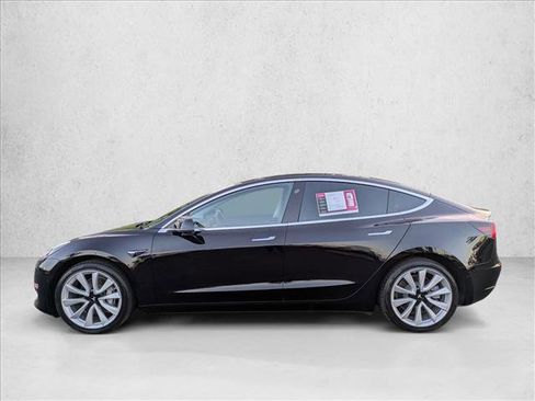 Used 2020 Tesla Model 3 Performance image 9