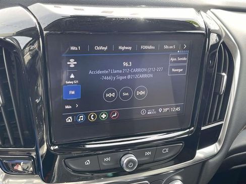 Certified 2021 Chevrolet Traverse LT image 30