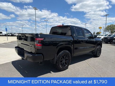 Used 2023 Nissan Frontier SV w/ Midnight Edition Package AWD/4WD image 2