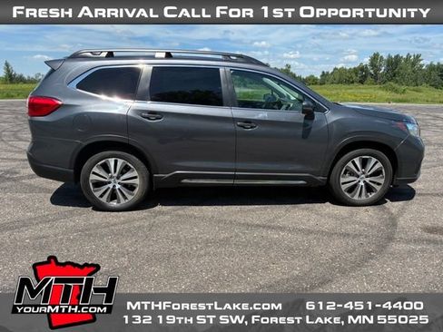 Used 2022 Subaru Ascent Limited AWD/4WD image 1